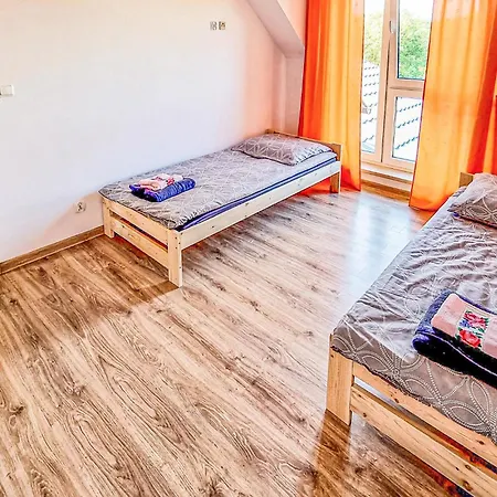 Holiday home Cozy In Zieleniewo With Kitchenette Zieleniewo (Stargard)