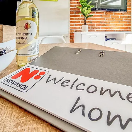 Hébergement de vacances Beach Front Home In Zieleniewo With Wifi *