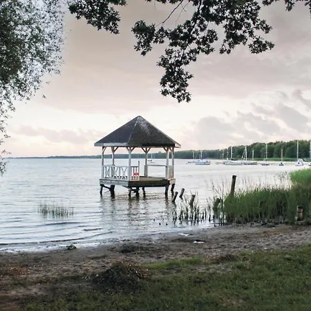 Hébergement de vacances Beach Front Home In Zieleniewo With Wifi *