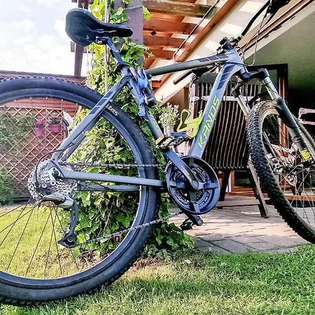 3 Bedroom Awesome In *