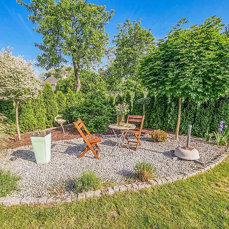 Beach Front Home In Zieleniewo With Wifi *